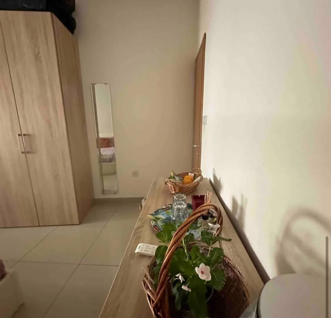 Homestay Europa Flats Apartment Tal-Hriereb